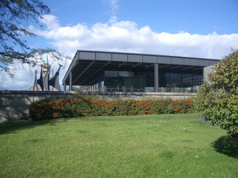 Neue Nationalgallerie, Berlin - Mies van der Rohe 09_Stephen Varady photo ©