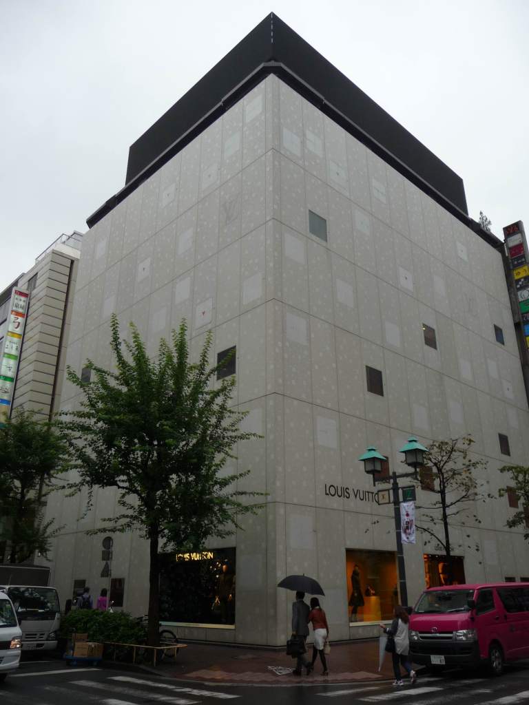 Louis Vuitton, Ginza Namiki by Jun Aoki 01_Stephen Varady photo ©