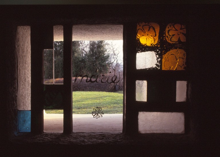 ronchamp-chapel-by-le-corbusier-56_stephen-varady-photo
