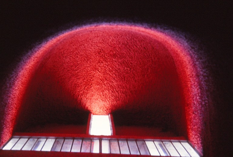 ronchamp-chapel-by-le-corbusier-67_stephen-varady-photo