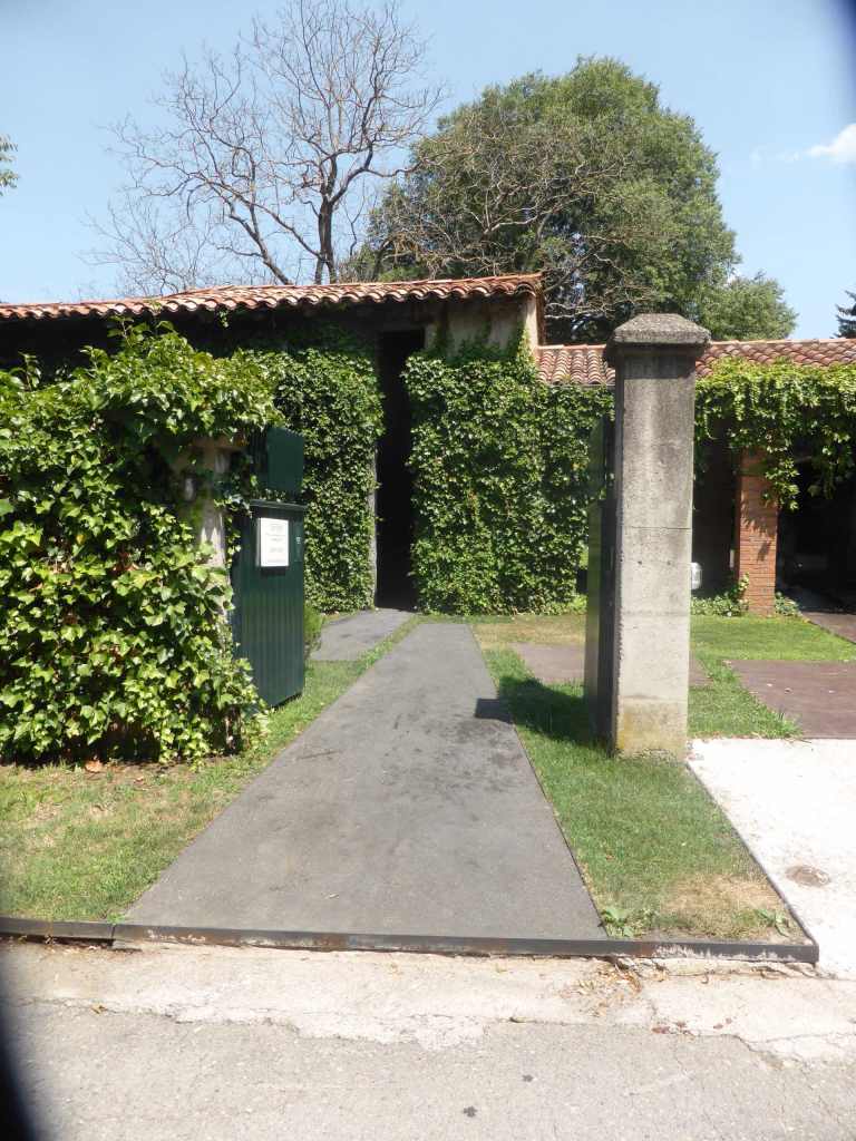 Les Cols Pavilions, Olot, Spain - RCR Arquitectes 02_Stephen Varady photo ©