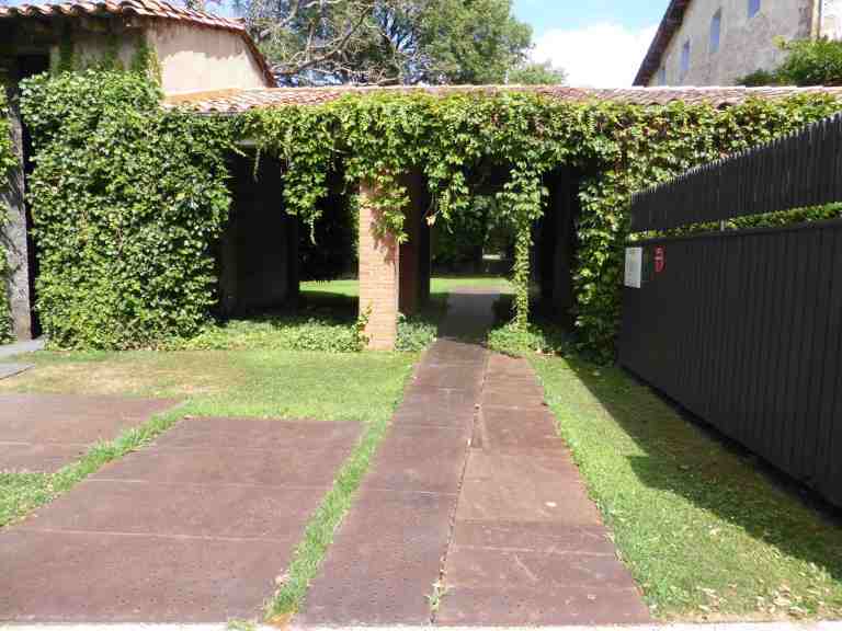 Les Cols Restaurant, Olot, Spain - RCR Arquitectes 02_Stephen Varady photo ©
