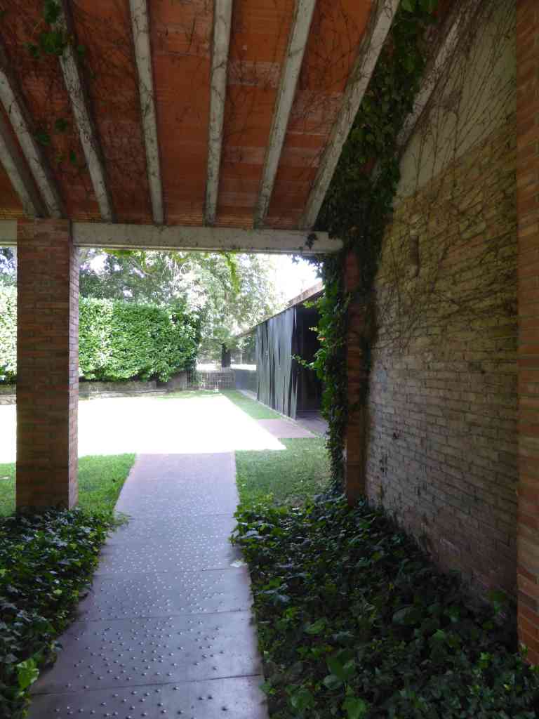 Les Cols Restaurant, Olot, Spain - RCR Arquitectes 04_Stephen Varady photo ©