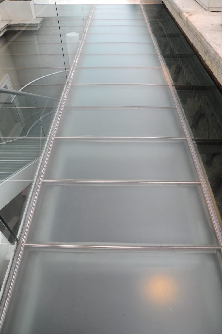 Sacker Gallery, London by Foster + Patners 35_Stephen Varady Photo ©