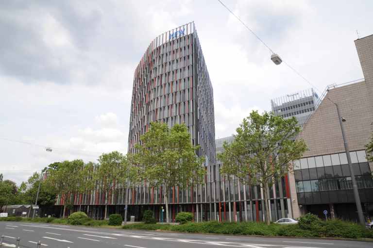 KfW Westarkade by Sauerbruch Hutton 01_Stephen Varady Photo ©