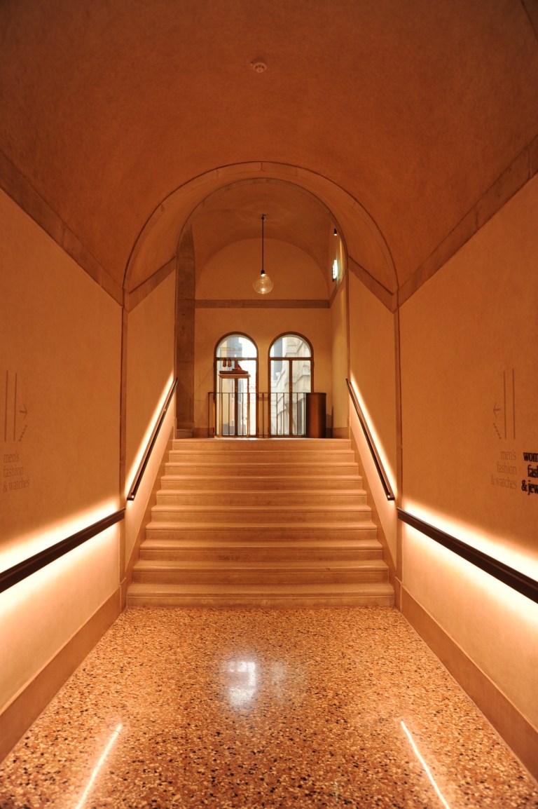 Il Fondaco dei Tedeschi, Venice by OMA 24_Stephen Varady Photo ©