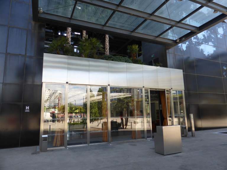 Renaissance Fira Hotel, Barcelona by Jean Nouvel 18_Stephen Varady Photo ©