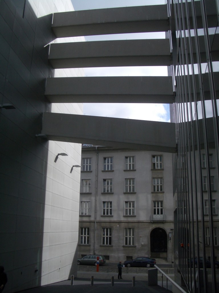 Netherlands Embassy, Berlin by OMA 16_Stephen Varady Photo ©